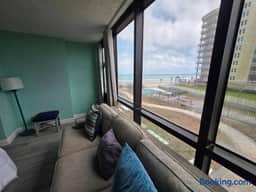 Adjoining studios w/kitchenettes, oceanview, pool - Image 5