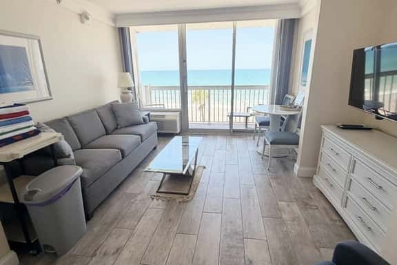 Daytona Beach Resort 1 bdrm family condo w/kitchen - Image 1