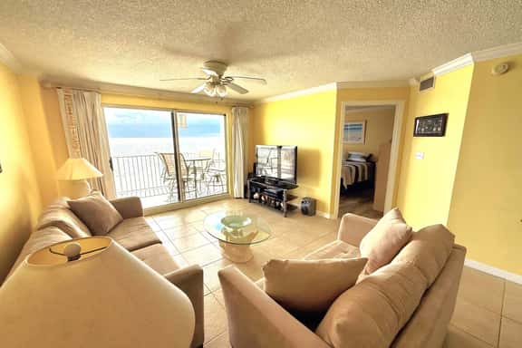 Updated Ormond Beach Direct Oceanfront Condo - Image 1