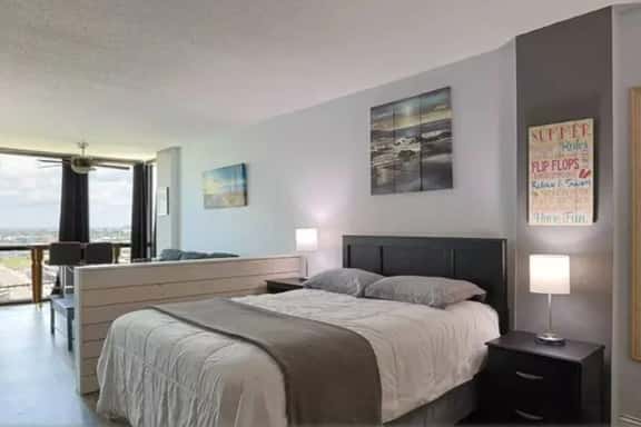 Top floor corner oceanview panoramic studio w/pool - Image 1