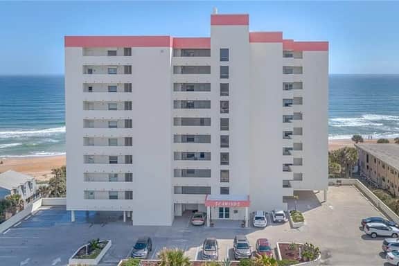 Quiet direct oceanfront 2 bed 2 bath condo w/pool - Image 3