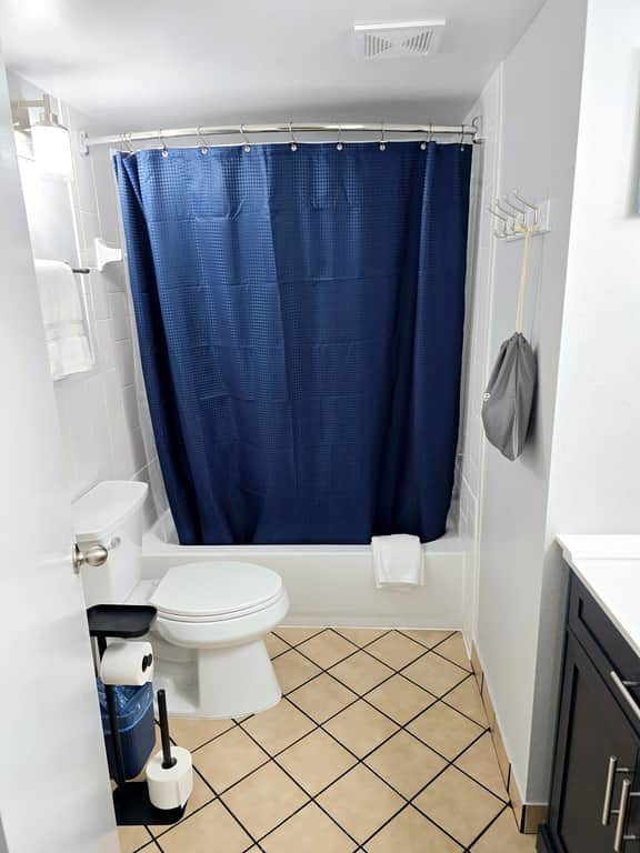 Oceanview 2 Studios adjoining w/pool, kitchenettes - Image 5