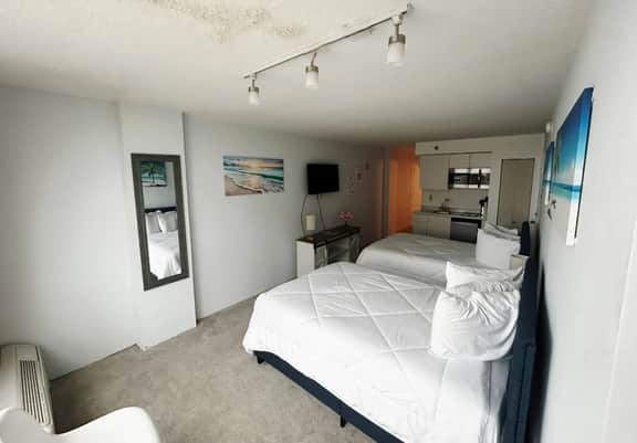 Charming Oceanview Studio w/pool - Image 5