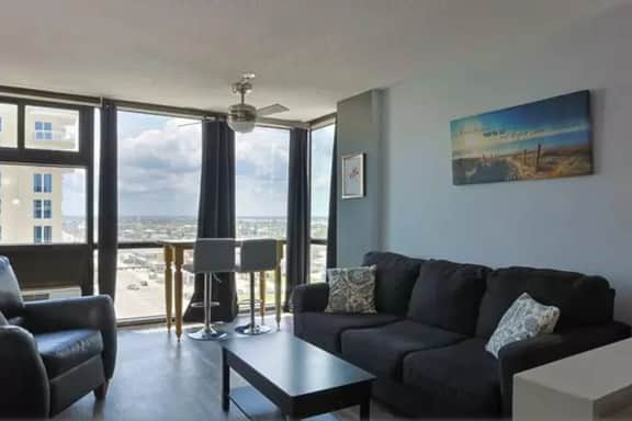Top floor corner oceanview panoramic studio w/pool - Image 2