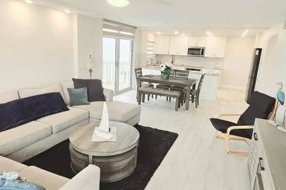 Stylish beach condo 2 bed 2 bath panoramic balcony - Image 5