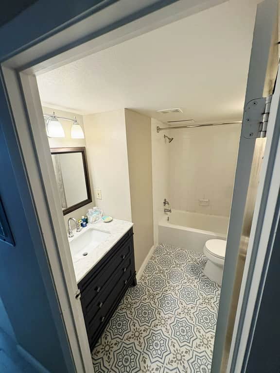 Oceanview Studio Oasis - Image 5