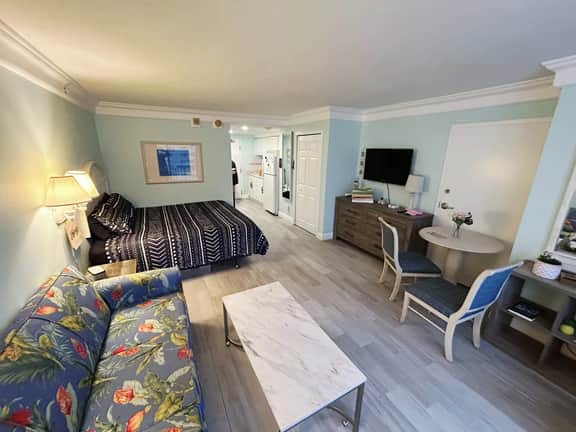 Daytona Beach view/Sunset view Studio w/kitchen - Apartment - Image 3