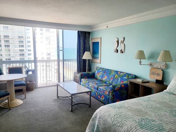 Daytona Beach view/Sunset view Studio w/kitchen - Apartment - Image 1